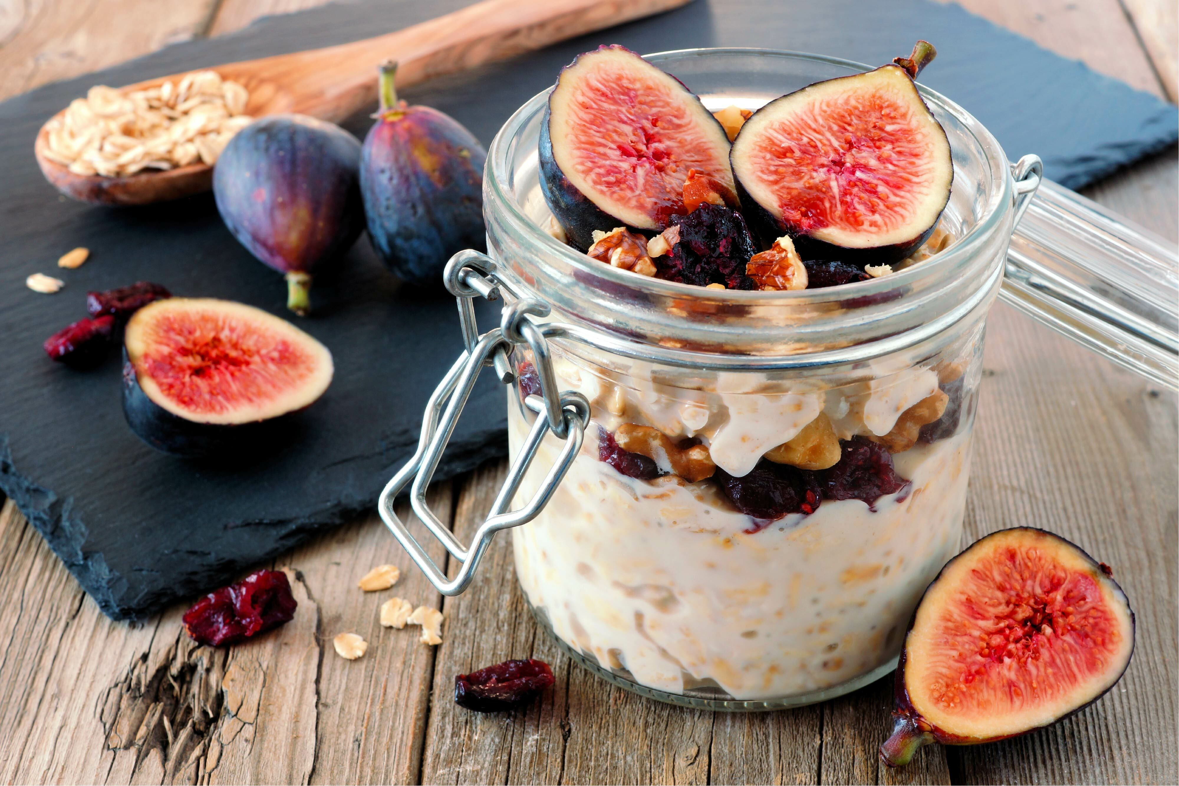 Overnight oats breakfast with figs